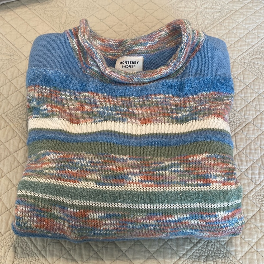 Montery by Korex Women’s sweater in size 3X.